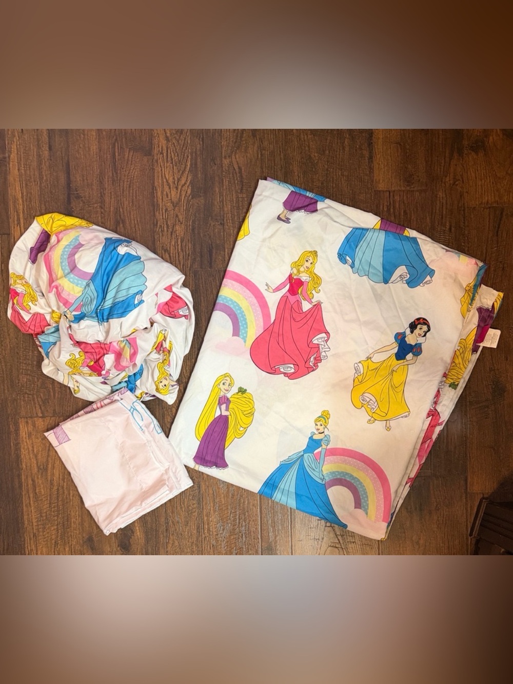 👸🏻 Disney Princess Bedding Sheet Set + 4 pillowcases